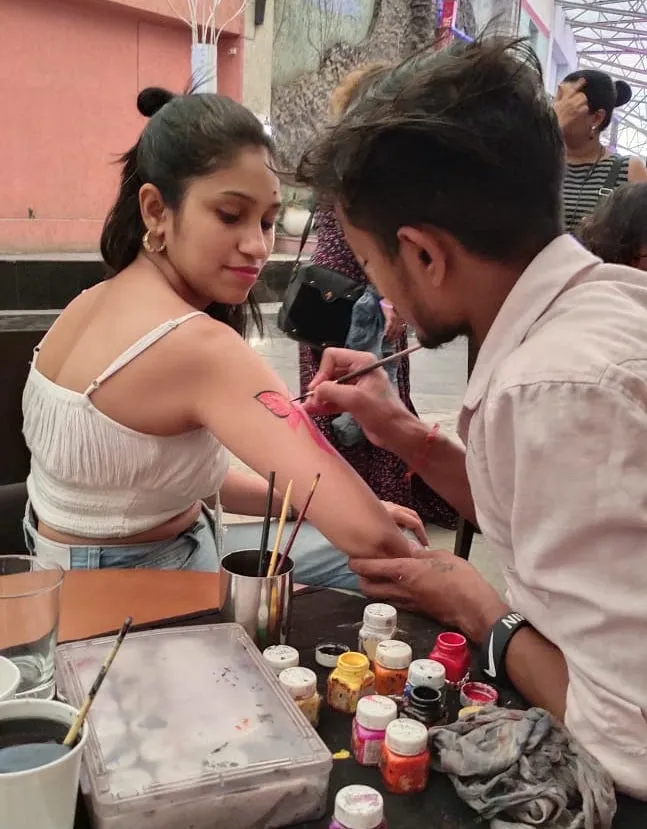 Tattoo artist